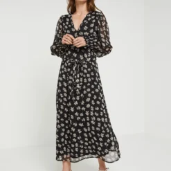 Vero Moda Robe Longue Ceinturée En Voile Fleuri - Noir -Promos Sublisca Magasin 001000692 001 V3 T4