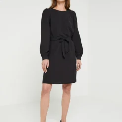 Vero Moda Robe Housse Ceinturée - Noir -Promos Sublisca Magasin 001000699 001 V3 T4