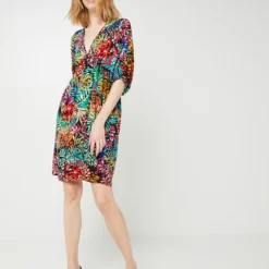 Molly Bracken Robe Courte Décolleté Dos, Manches Chauve Souris, Motif Fleuri - Noir -Promos Sublisca Magasin 001001182 001 V3 T4