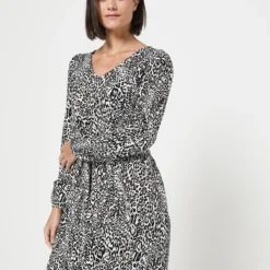 Vila Robe Babydoll Imprimée Léopard - Camel -Promos Sublisca Magasin 001004415 001 V3 T4