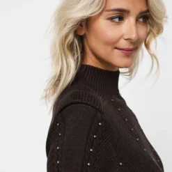 KAPORAL Robe En Tricot Uni Décor Clous - Marron 7 KAPORAL Robe En Tricot Uni Décor Clous - Marron -Promos Sublisca Magasin 001004441 001 V4 T4