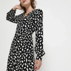 Vila Robe Fluide Imprimée - Noir -Promos Sublisca Magasin 001004513 001 V4 T4