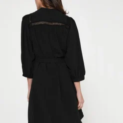 LA PETITE ETOILE Robe Chemise Unie Avec Dentelle - Noir -Promos Sublisca Magasin 001004540 001 V2 T4