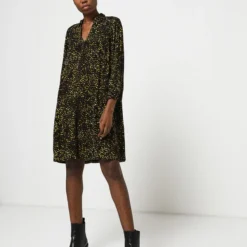 ONE STEP Robe Ample Imprimée Confetti - Noir -Promos Sublisca Magasin 001004564 001 V3 T4