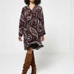 Robe Cintrée, Col Ruché - Rouge Bordeaux 6 Robe Cintrée, Col Ruché - Rouge Bordeaux -Promos Sublisca Magasin 001004580 001 V3 T4