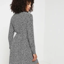 Vila Robe Chemise, Imprimé Fleuri - Noir 6 Vila Robe Chemise, Imprimé Fleuri - Noir -Promos Sublisca Magasin 001004588 001 V3 T4