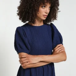 Desigual Robe Babydoll En Tissu Crépon Uni - Bleu -Promos Sublisca Magasin 001004630 002 V4 T4