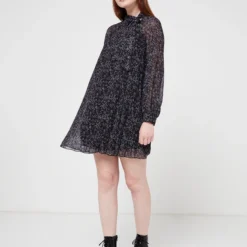 Molly Bracken Robe En Voile Imprimé Et Plissé - Noir -Promos Sublisca Magasin 001004671 001 V3 T4