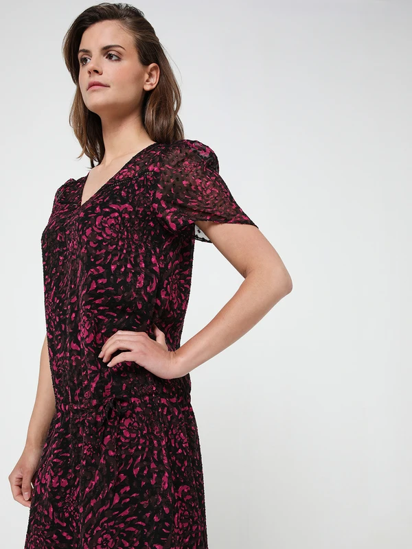 Ikks Robe Taille Basse En Voile Plumetis - Rose Fuchsia 4 Ikks Robe Taille Basse En Voile Plumetis - Rose Fuchsia – Image 4