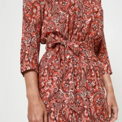 Robe Ceinturée, Col Tunisien - Rouge -Promos Sublisca Magasin 001009763 001 V4 T4