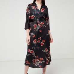 Molly Bracken Robe Kimono En Satin Imprimé Fleurs - Noir