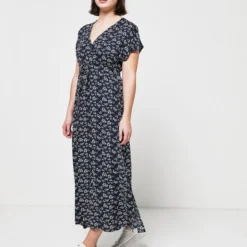 Robe Longue Fleurie Cache-cœur - Bleu Marine -Promos Sublisca Magasin 001011309 002 V4 T4