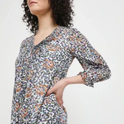 Freeman T. Porter Robe Fleurie Avec Encolure Plissée - Bleu -Promos Sublisca Magasin 001011345 001 V2 T4