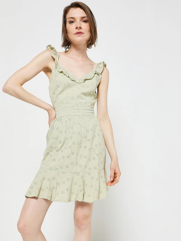 Guess Robe Volantée En Broderie Anglaise - Vert Kaki 1 Guess Robe Volantée En Broderie Anglaise - Vert Kaki