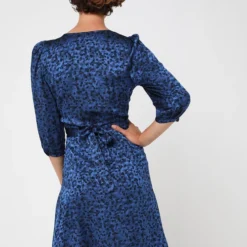 LA PETITE ETOILE Robe Portefeuille En Satin Jacquard - Bleu -Promos Sublisca Magasin 001011374 001 V2 T4
