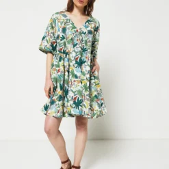 Molly Bracken Robe Motif Tropical - Blanc -Promos Sublisca Magasin 001011843 001 V3 T4