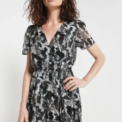 KAPORAL Robe En Voile, Inspiration Porte Feuille - Noir -Promos Sublisca Magasin 001011897 001 V2 T4