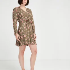 ONLY Robe Cache-cœur Imprimée Cachemire - Vert Kaki 6 ONLY Robe Cache-cœur Imprimée Cachemire - Vert Kaki -Promos Sublisca Magasin 001018586 001 V3 T4