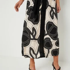 Robe Longue Imprimée Ceinture À Nouer - Ecru -Promos Sublisca Magasin 001025338 001 V3 T4