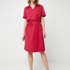 Robe Droite Unie Manches Courtes, Poches Poitrine - Rose Fuchsia 6 Robe Droite Unie Manches Courtes, Poches Poitrine - Rose Fuchsia -Promos Sublisca Magasin 001025481 001 V3 T4