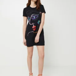 Desigual Robe Tee-shirt Motif Graffiti Placé - Noir -Promos Sublisca Magasin 001025551 001 V3 T4