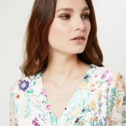 Robe Droite Courte À Imprimé Fleuri, Col V - Multicolore 7 Robe Droite Courte À Imprimé Fleuri, Col V - Multicolore -Promos Sublisca Magasin 001025681 001 V4 T4