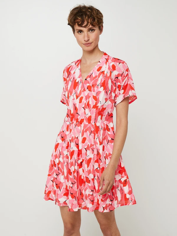 Molly Bracken Robe Courte Évasée Effet Cache-cœur En Tissu Gaufré Fleuri - Rose 1 Molly Bracken Robe Courte Évasée Effet Cache-cœur En Tissu Gaufré Fleuri - Rose