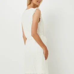 Robe Housse Ceinturée En Tissu Jacquard Ajouré Effet Broderie - Ecru -Promos Sublisca Magasin 001027296 001 V2 T4